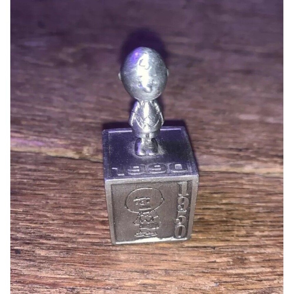 Hallmark Peanuts Gallery Figurine - Five Decades of Charlie Brown